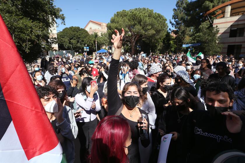 Los Angeles, CA - Students rally on the UCLA campus in support of Palestinians caught up in the conflict that continued to rage unabated between Palestinians and Israelis in the Middle East on Thursday, Oct. 12, 2023. The two peoples have been in a constant state of war for 75 years. (Luis Sinco / Los Angeles Times)