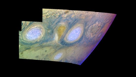 false-colour mosaic of the Great Red Spot