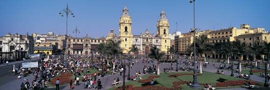 cathedral, Plaza de Armas, Lima