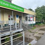 Илья Зайцев побывал в отремонтированной детской поликлинике на улице Судостроительной