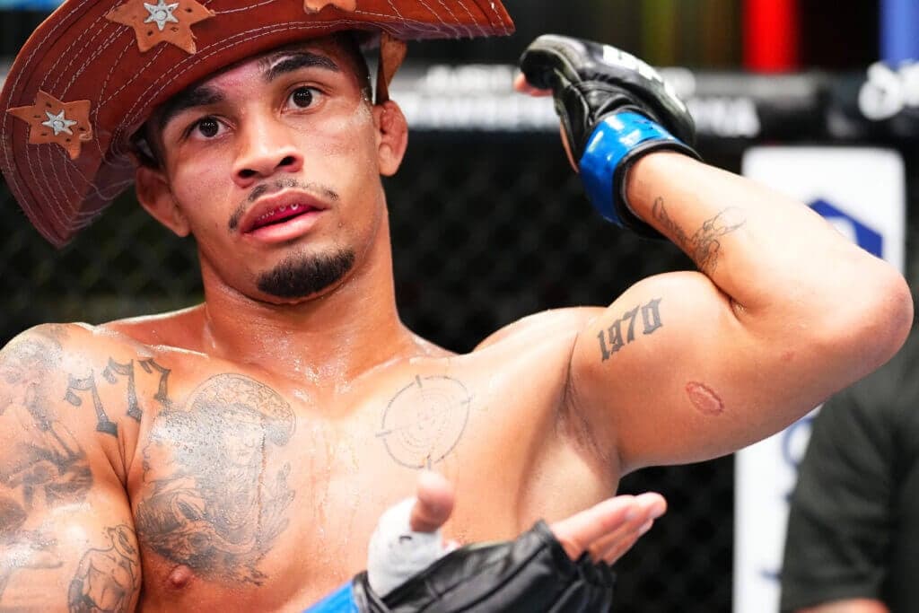 UFC fighter gets $50k bonus for getting bit, opponent gets released after DQ loss