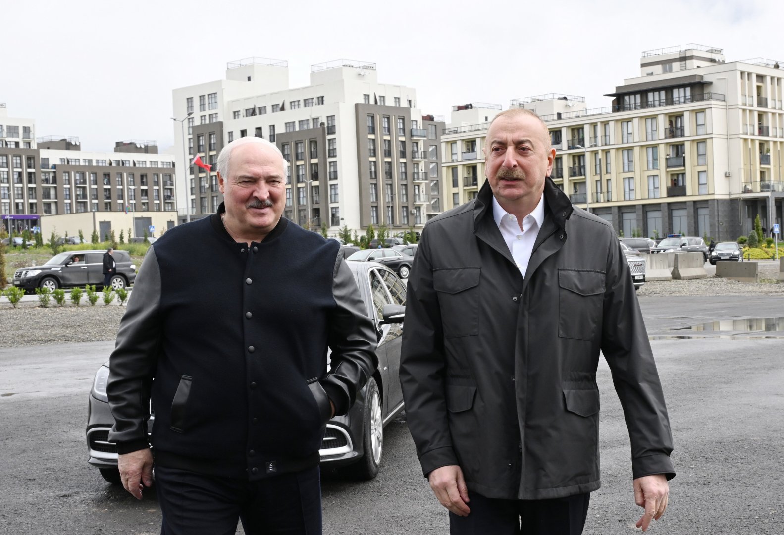 Президент Ильхам Алиев и Президент Александр Лукашенко посмотрели разрушенные места города Физули и ознакомились с Генпланом города (ФОТО/ВИДЕО)