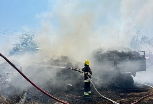 В Нахчыване произошел пожар в грузовике