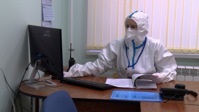 Заболеваемость COVID в Петербурге выросла на 47% за неделю