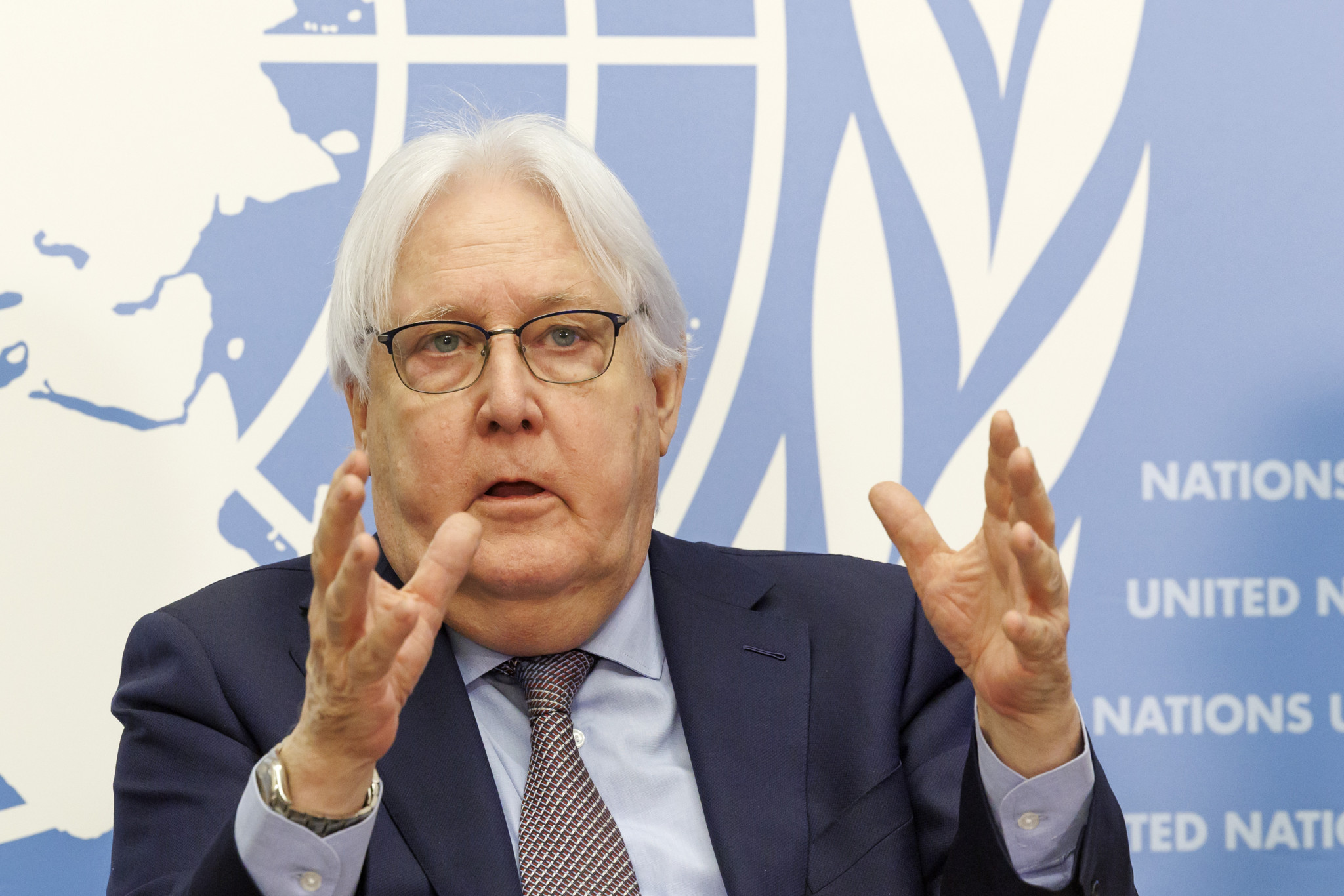 Martin Griffiths, Under-Secretary-General for Humanitarian Affairs and Emergency Relief Coordinator, talks to media during a press conference, prior a High-Level Pledging Event for the Humanitarian Crisis in Yemen, at the European headquarters of the United Nations in Geneva, Switzerland, Monday, February 27, 2023. (KEYSTONE/Salvatore Di Nolfi)