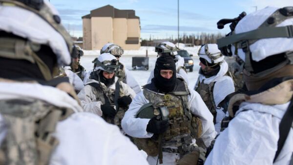 Special operations forces battle arctic conditions  - Sputnik International