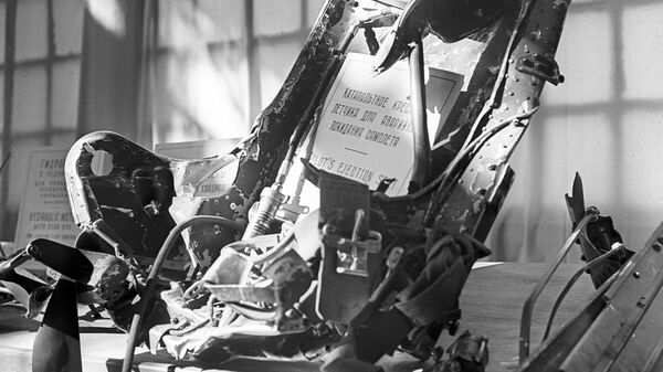Катапультируемое кресло сбитого самолета U2, пилотируемого американским летчиком Френсисом Генри Пауэрсом, выставленное в ЦПКО имени Горького