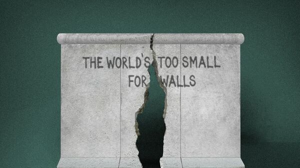 Татьяна Луданик Фрагмент Берлинской стены – конец разделения Германии и Европы. 1990 