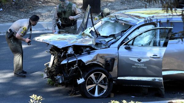 Автомобиль Тайгера Вудса после аварии в Лос-Анджелесе