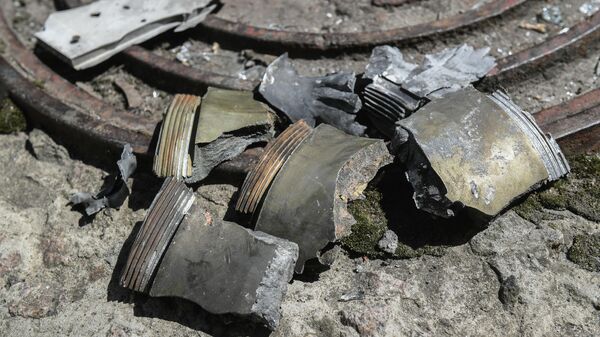 Осколки снарядов, выпущенных ВСУ по Куйбышевскому району Донецка