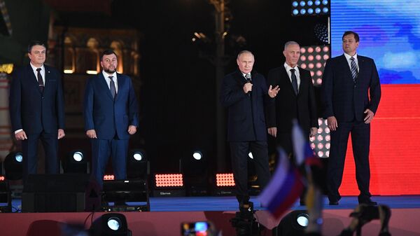 Президент РФ Владимир Путин выступает на митинге-концерте в поддержку присоединения к России ЛНР, ДНР, Херсонской и Запорожской областей