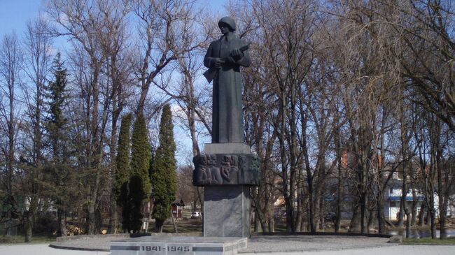 Памятник Освободителям Резекне (снесен в 2022 году)