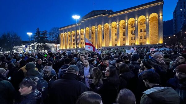 Масштабная акция протеста в Тбилиси