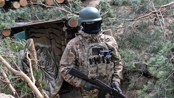 Боец спецназа Ахмат на позиции в зона СВО
