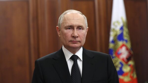 Президент РФ Владимир Путин во время обращения к гражданам России.