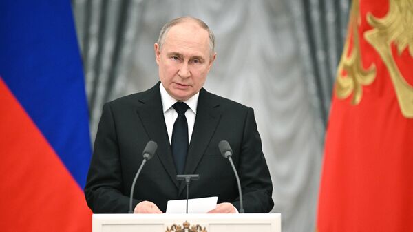 Президент РФ Владимир Путин выступает на церемонии вручения премий для молодых деятелей культуры и премии в области литературы и искусства за произведения для детей и юношества 2023 года