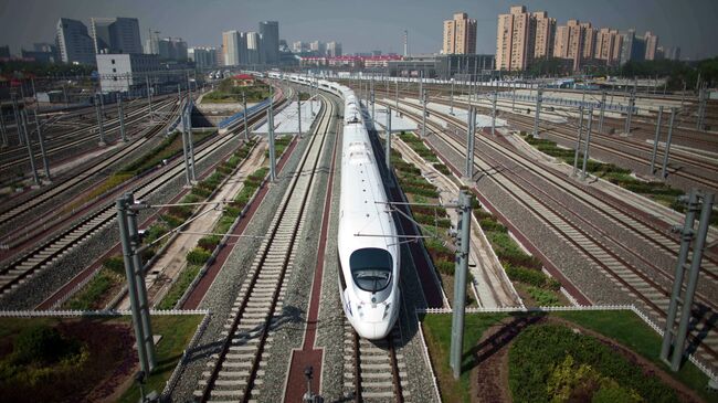 Скоростной поезд в Пекине