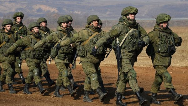 Военнослужащие Вооруженных сил России во время учений