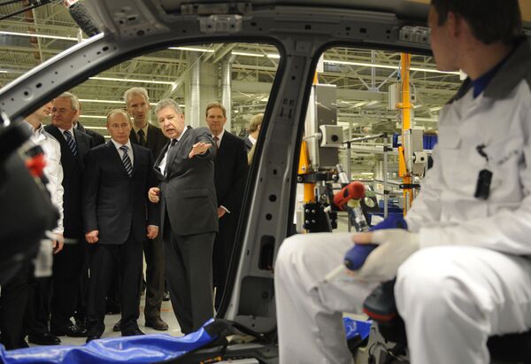 Премьер-министр РФ Владимир Путин посетил завод концерна Volkswagen в Калуге