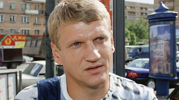 Член сборной команды России по футболу, игрок команды Ротор (Волгоград) Валерий Есипов, 2003 год