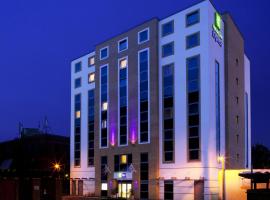 Holiday Inn Express London - Watford Junction, an IHG Hotel, hotel en Watford