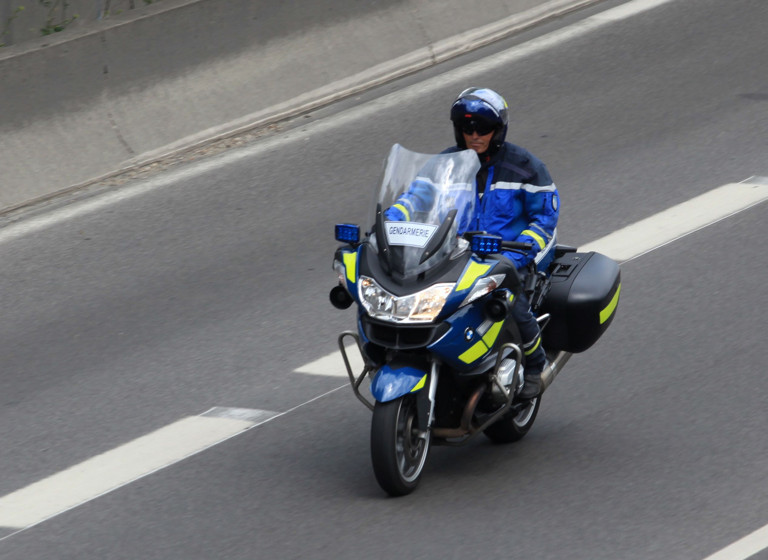 Les trois gendarmes étaient en pleine séance d’entraînement à moto sur une route départementale du Loiret. (Illustration) LP/Olivier Boitet