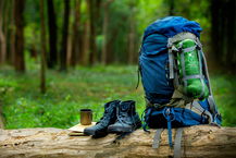 zaino e scarpe da trekking