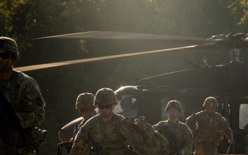 The Army Aviation Brigade Transports Old Guard Soldiers During Exercise Ambitious Guardian 2024