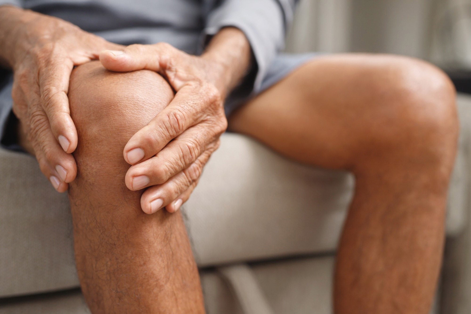 Study: Omega-3 Supplementation and Its Effects on Osteoarthritis. Image Credit: fongbeerrredhot / Shutterstock.com