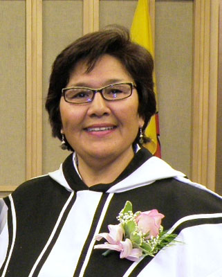 Edna Elias