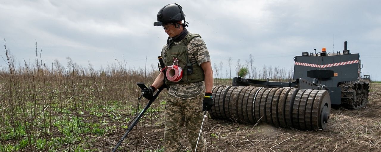 Проєкт із гуманітарного розмінування