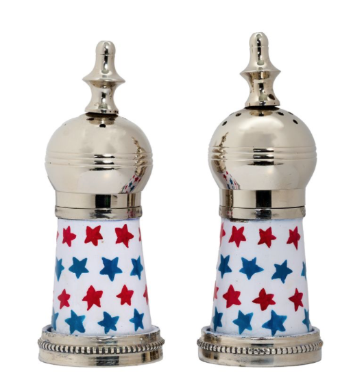 Beautiful patriotic stars salt and pepper