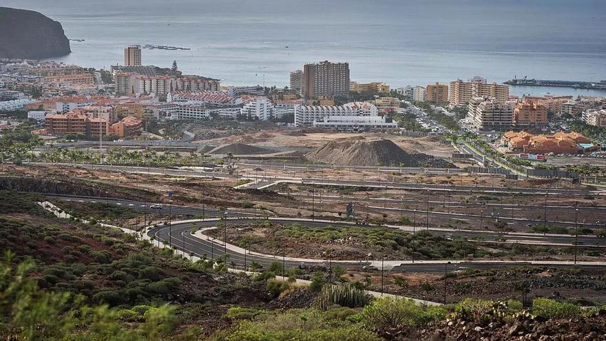 Investigada una mujer en Tenerife por estafar 24.000 euros con la venta de un coche