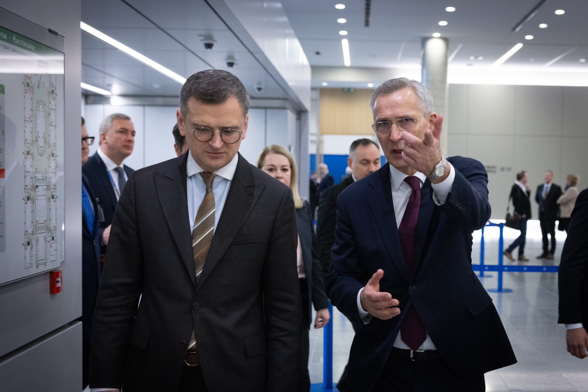 Kuleba Stoltenberg NATO summit Ukraine