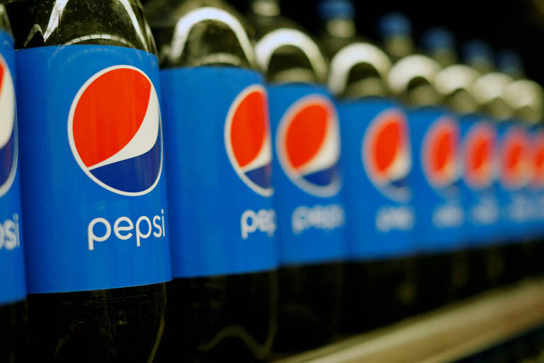 Após recuperar plásticos de salgadinhos, PepsiCo avança sobre bebidas