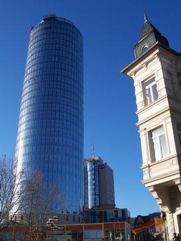 Intershoptower von der Johannisstraße