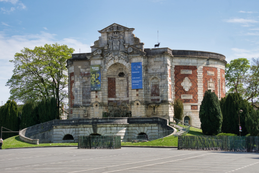 Wasserturm Place Séraucourt