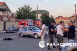 Capture d’écran d’une vidéo de l’agence d’État russe RIA Novosti montrant le site d’une des attaques qui ont touché  les villes de Derbent et de Makhatchkala, au Daghestan, le 23 juin 2024.