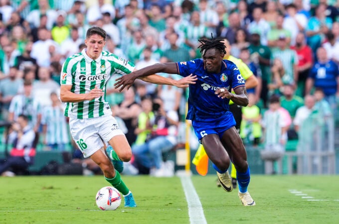 Real Betis v Getafe CF - La Liga EA Sports