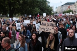 Митинг протеста против запрета абортов в Варшаве