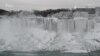 Из-за сильных морозов частично замерз Ниагарский водопад