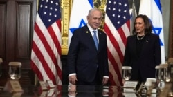 Wakil Presiden Kamala Harris (kanan), dan Perdana Menteri Israel Benjamin Netanyahu muncul sebelum pertemuan di Gedung Kantor Eksekutif Eisenhower di Washington, 25 Juli 2024.