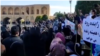 اعتراض به بحران کم‌آبی؛ کشاورزان شرق اصفهان با تراکتورهای‌شان در فلکه خوراسگان تجمع کردند