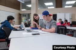 Students meet for tutoring at the John Crosland Jr. Center for Teaching and Learning at Davidson College in Davidson, North Carolina. (Courtesy photo)