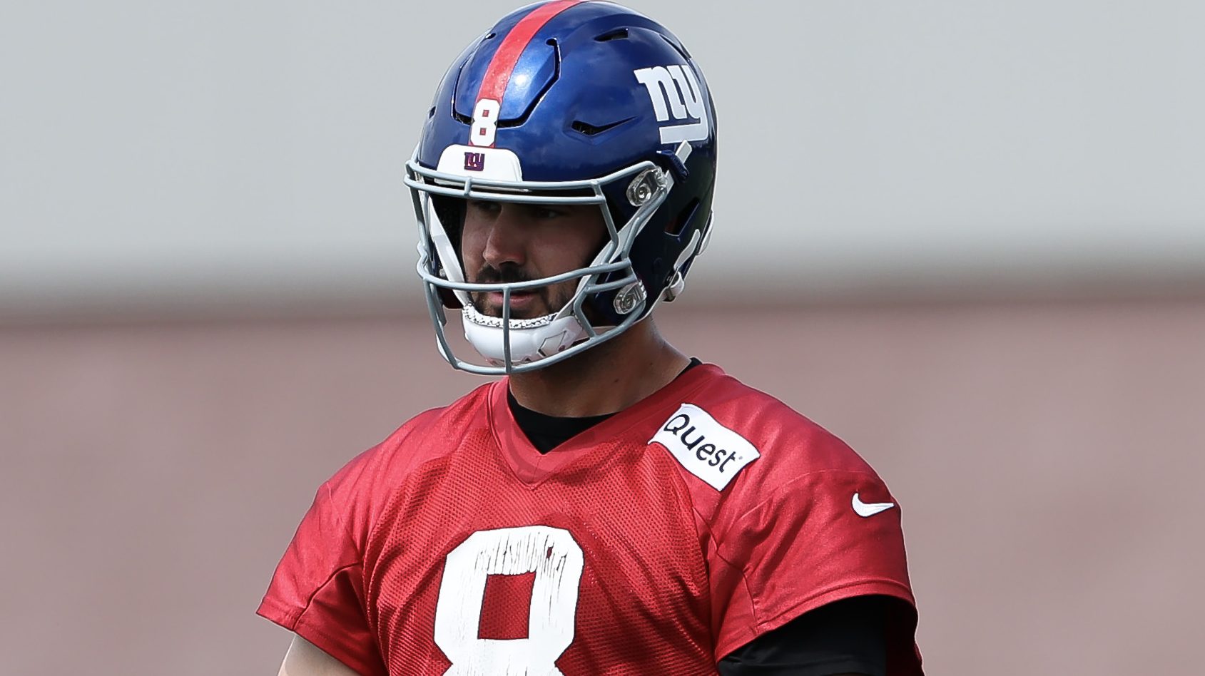 Giants Pushed to ‘Go All In’ on Expensive Daniel Jones Replacement in 2025