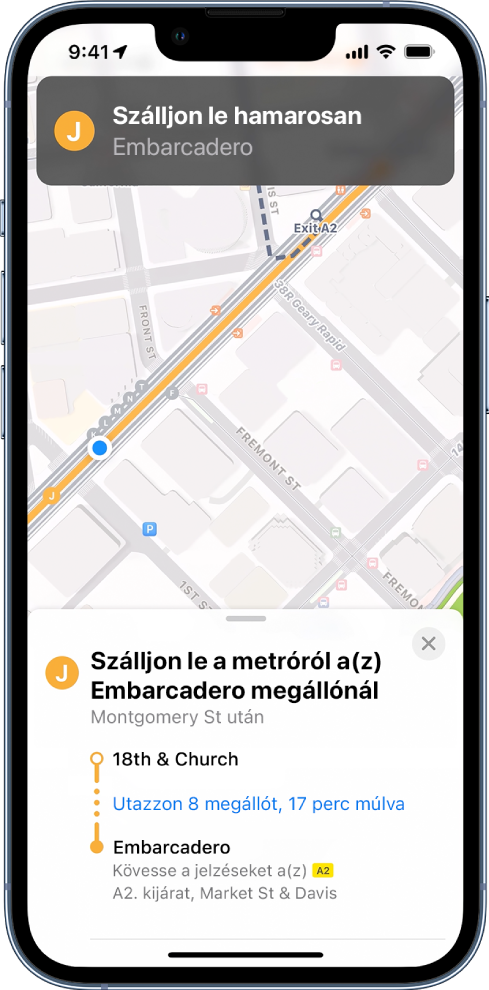 Térkép egy tömegközlekedési útvonaltervről és egy értesítésről, amely azt jelzi, hogy hamarosan le kell szállni a járműről.