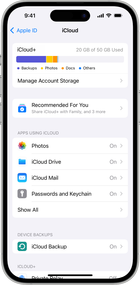 Màn hình Cài đặt với các tính năng của iCloud đang bật.