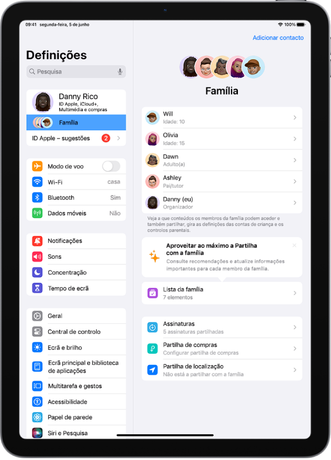 O ecrã Partilha com a família nas Definições. Cinco membros da família aparecem listados acima das funcionalidades partilhadas.