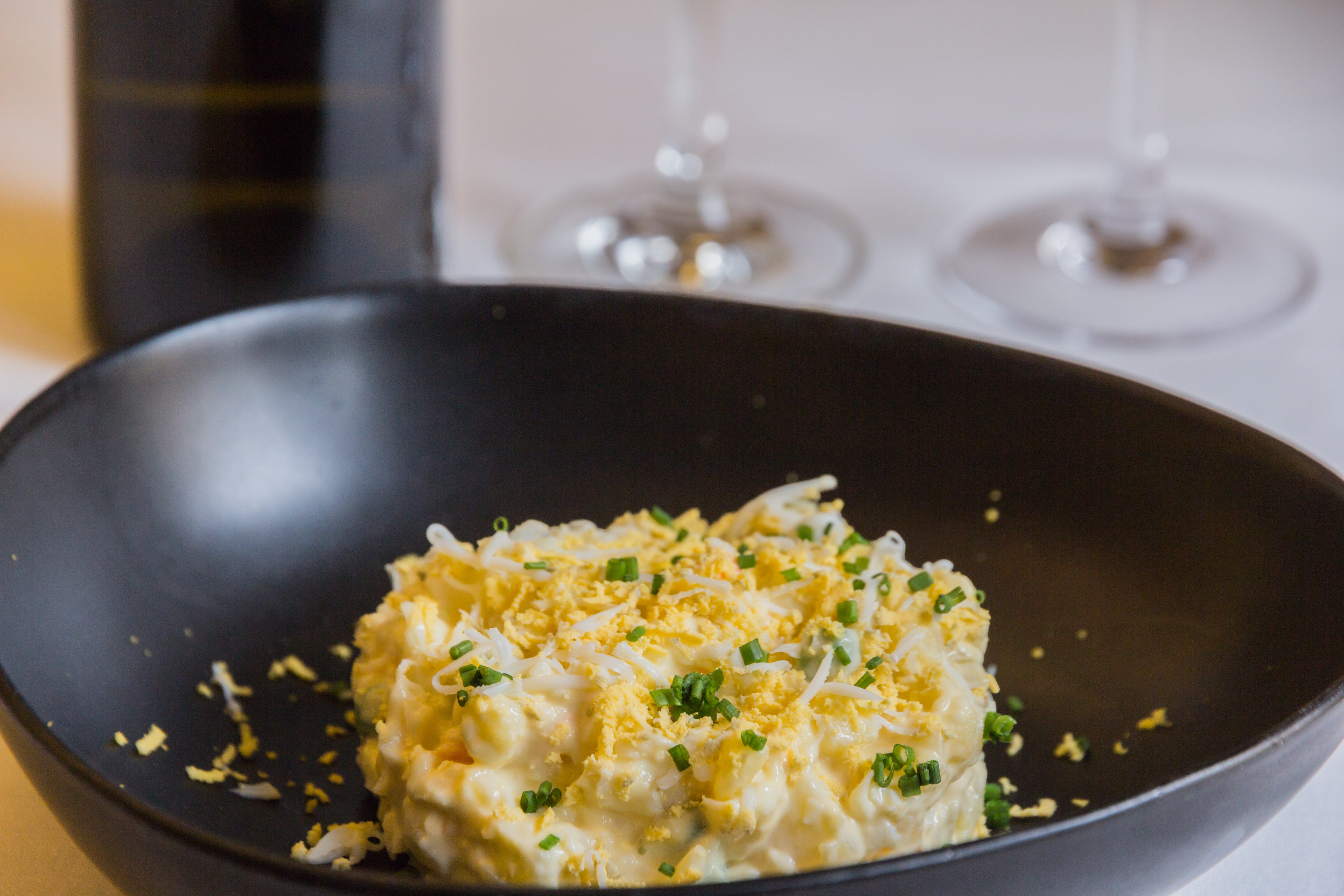 ensaladilla rusa restaurante marisquería rafa en madrid