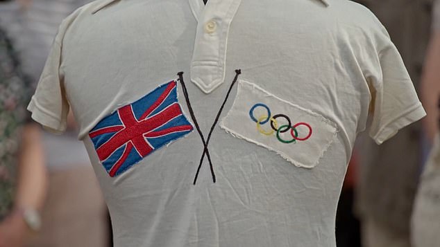 The antique dealer then had a look at the collection including the an Olympic shirt that had belonged to the woman's father before revealing what he thought the items would be worth